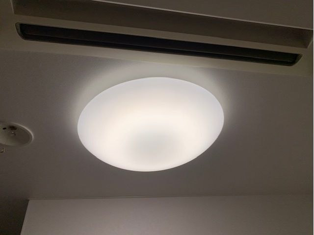 とても明るい客室 LEDシーリングライト